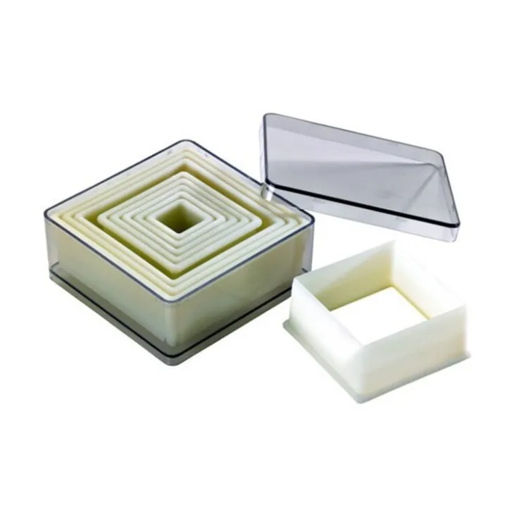 9 Découpoirs carrés lisse assortis-Cerf Dellier Hot