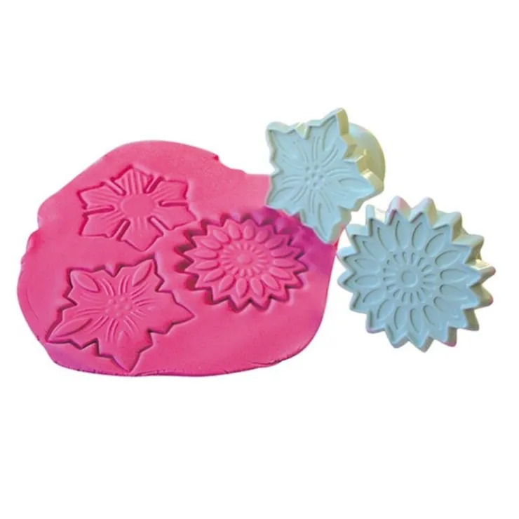 Découpoirs fleurs assorties Patisdécor (x 4)-Cerf Dellier Hot
