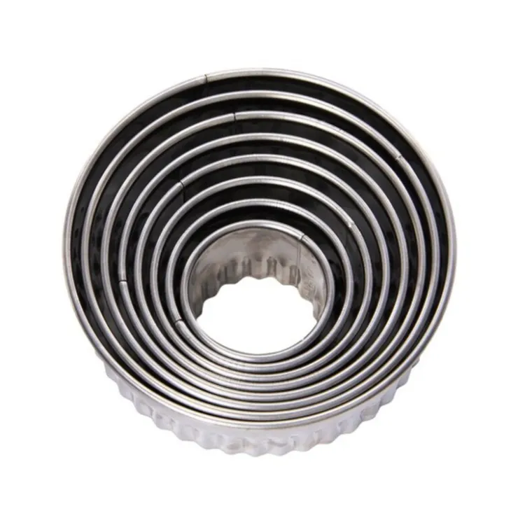 Découpoirs ronds cannelés inox (x 8)-Cerf Dellier Best