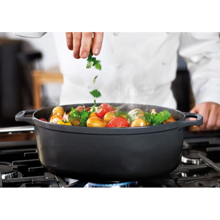 Le Chasseur cocotte ovale avec couvercle noire 25 x 19 cm-Cerf Dellier Best