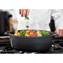 Le Chasseur cocotte ovale avec couvercle noire 35 x 28 cm-Cerf Dellier Clearance