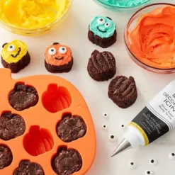 Moule silicone 12 citrouilles Halloween Wilton-Cerf Dellier